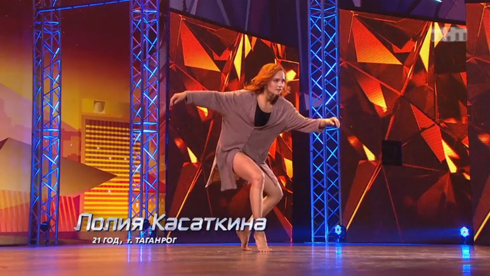 Танцы: Лолия Касаткина (Елка - Море внутри)(сезон 2, серия 5) смотреть онлайн