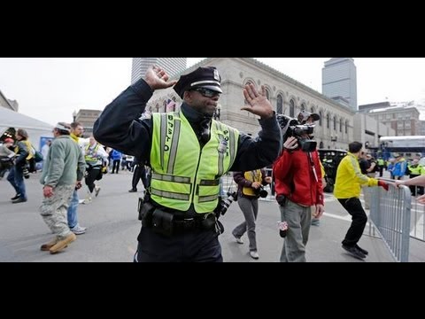 Первое видео взрыва на Бостонском марафоне
