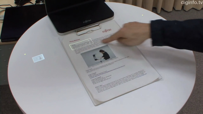 Сенсорный интерфейс для обмена данными между цифровым и реальным миром