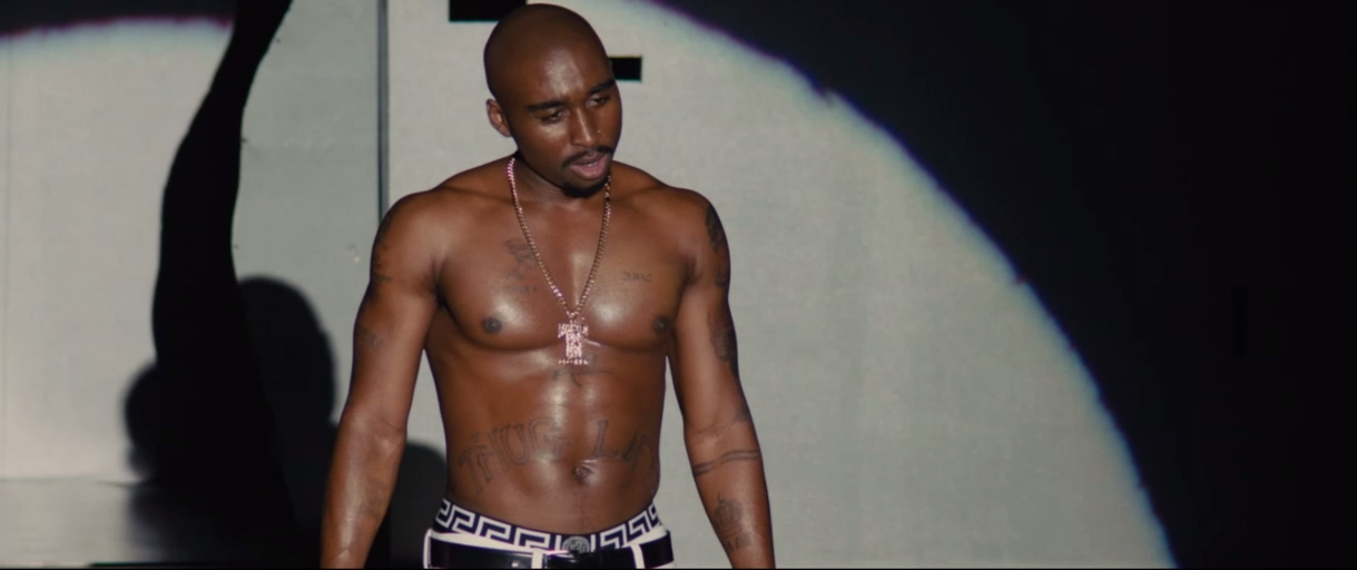 2pac: Легенда/ All Eyez on Me (2017) Дублированный трейлер смотреть онлайн