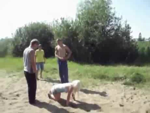 Перекрутили девочку